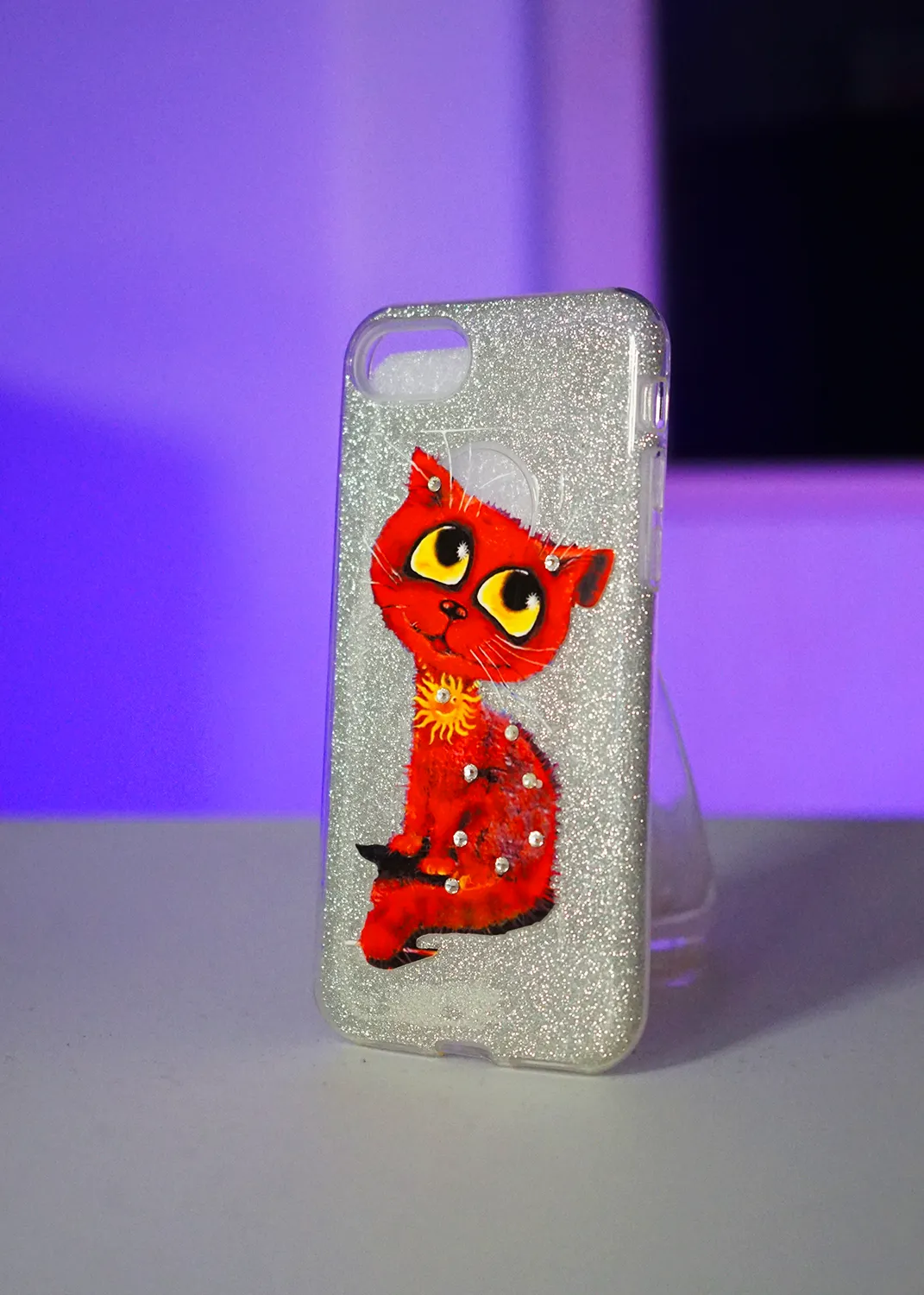 Apple iPhone 8 Simli Kedi Desenli Kılıf – Şık & Koruyucu Tasarım